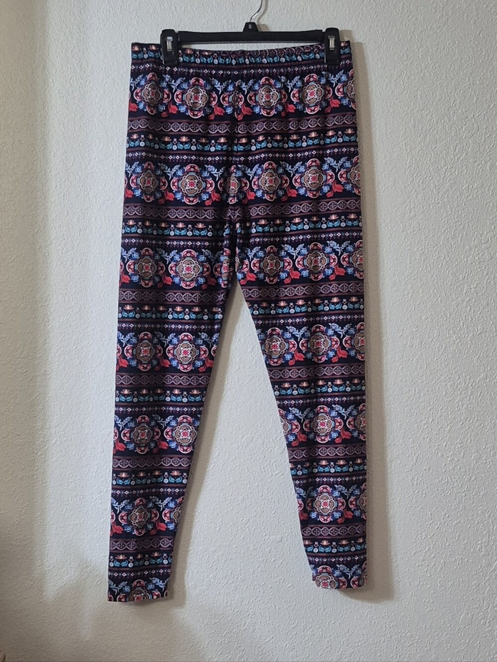 Floral Pattern Women's Leggings - Navy & Pink